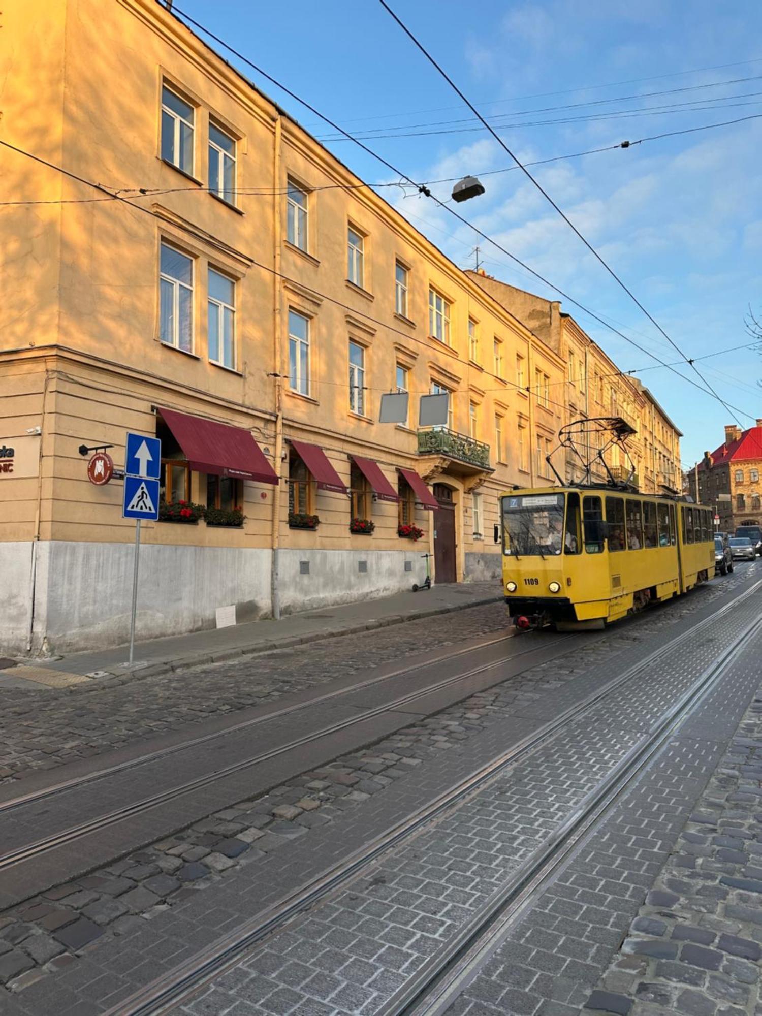Apartment Vip Virmenska Street Lviv Exterior photo